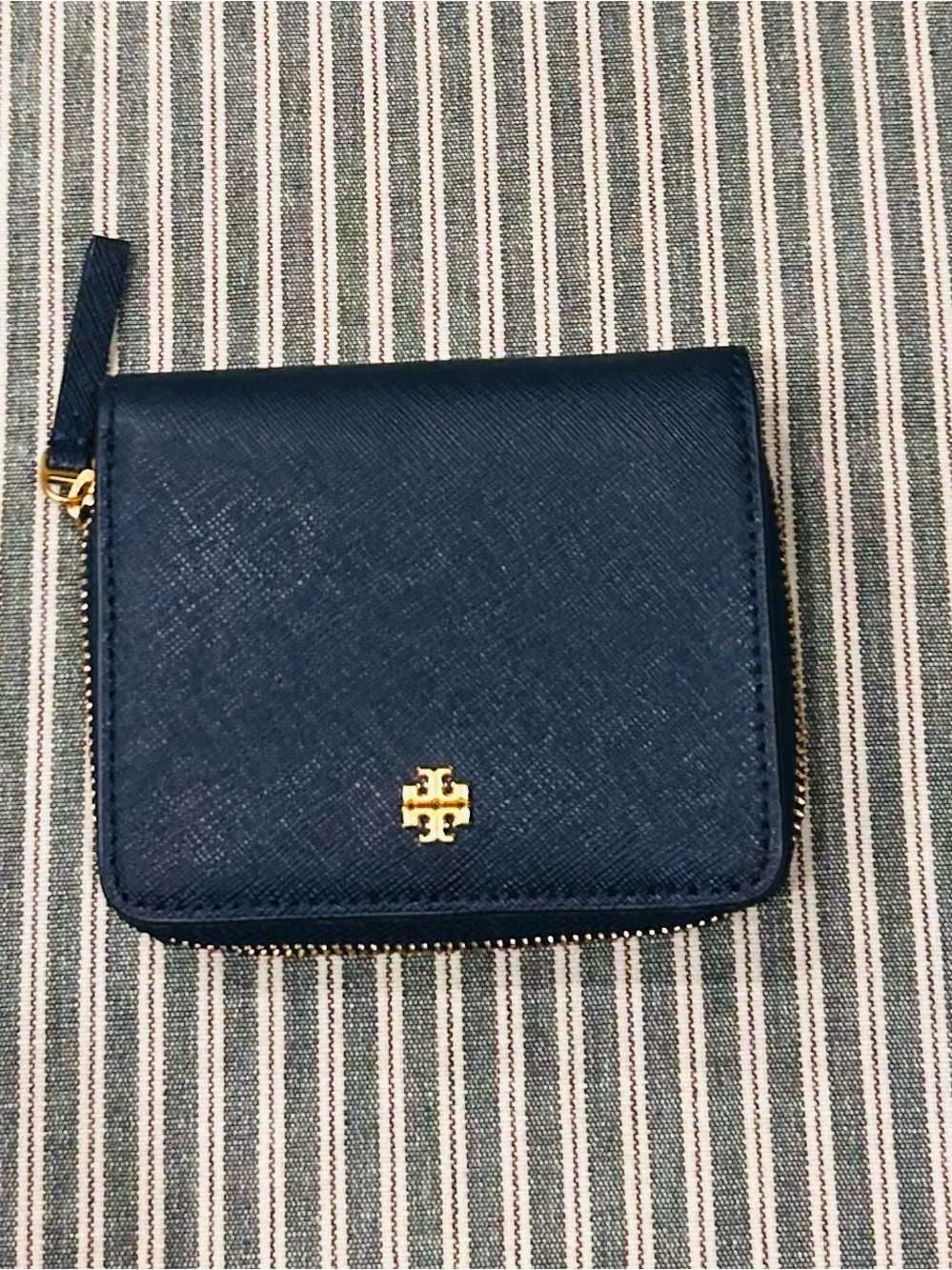 Tory Burch Navy Saffiano Zip Wallet with Gold Logo